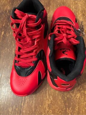 SHAQ high top red&black  sneakers SZ 11 mens shoes! New without tags!